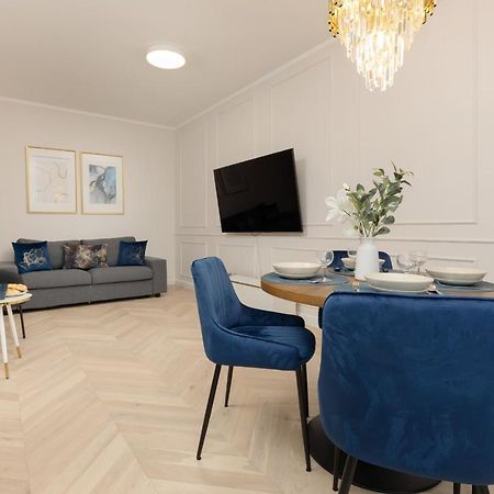 Lux Apartment Niemcewicza With Ac & Balcony Warsaw Ochota By Noclegi Renters Eksteriør billede
