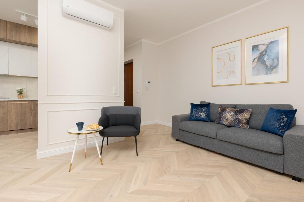 Lux Apartment Niemcewicza With Ac & Balcony Warsaw Ochota By Noclegi Renters Eksteriør billede