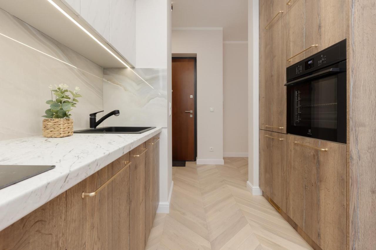 Lux Apartment Niemcewicza With Ac & Balcony Warsaw Ochota By Noclegi Renters Eksteriør billede