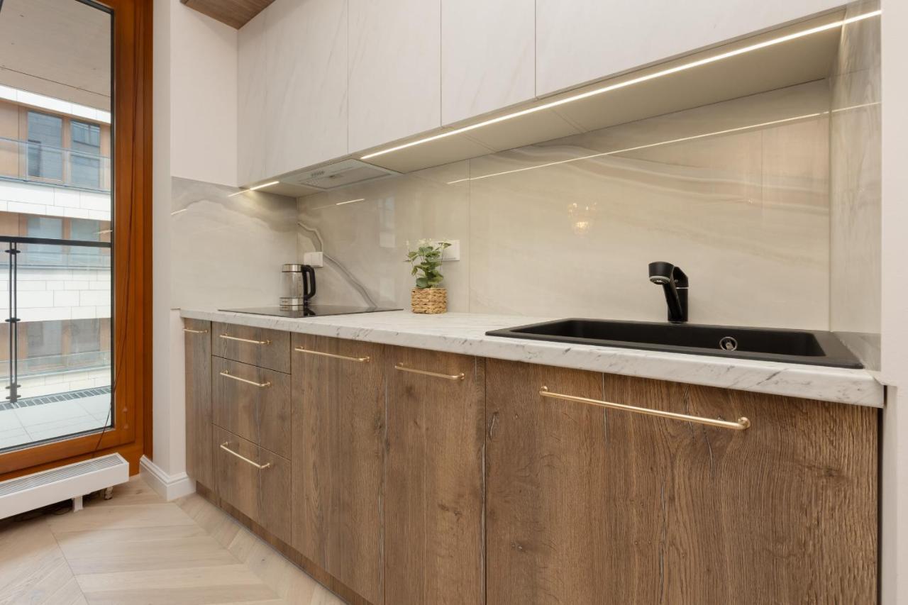 Lux Apartment Niemcewicza With Ac & Balcony Warsaw Ochota By Noclegi Renters Eksteriør billede