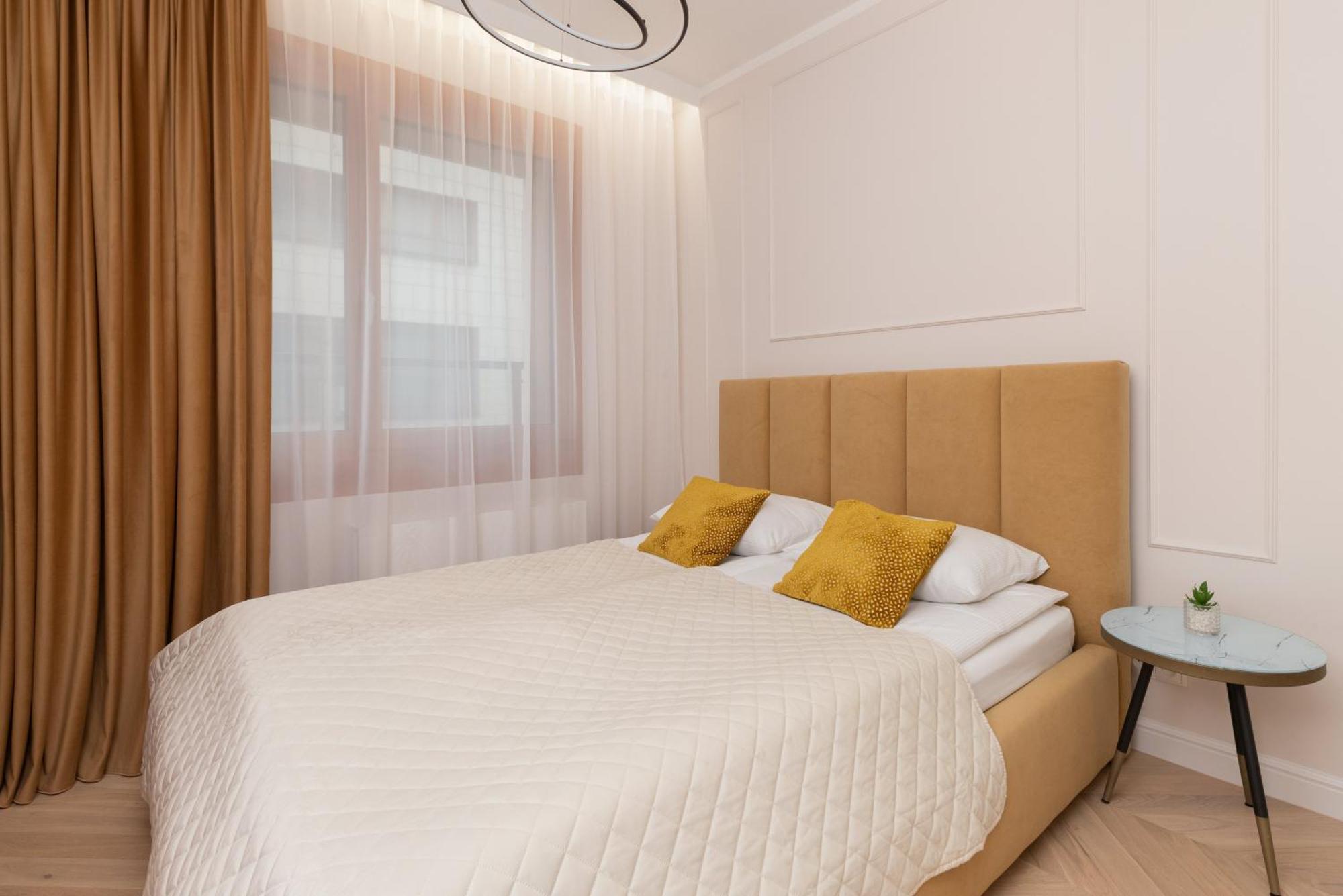 Lux Apartment Niemcewicza With Ac & Balcony Warsaw Ochota By Noclegi Renters Eksteriør billede